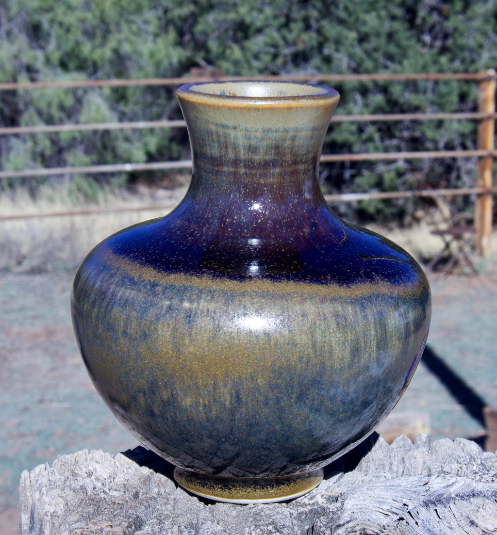 Color Winds Spring Vase